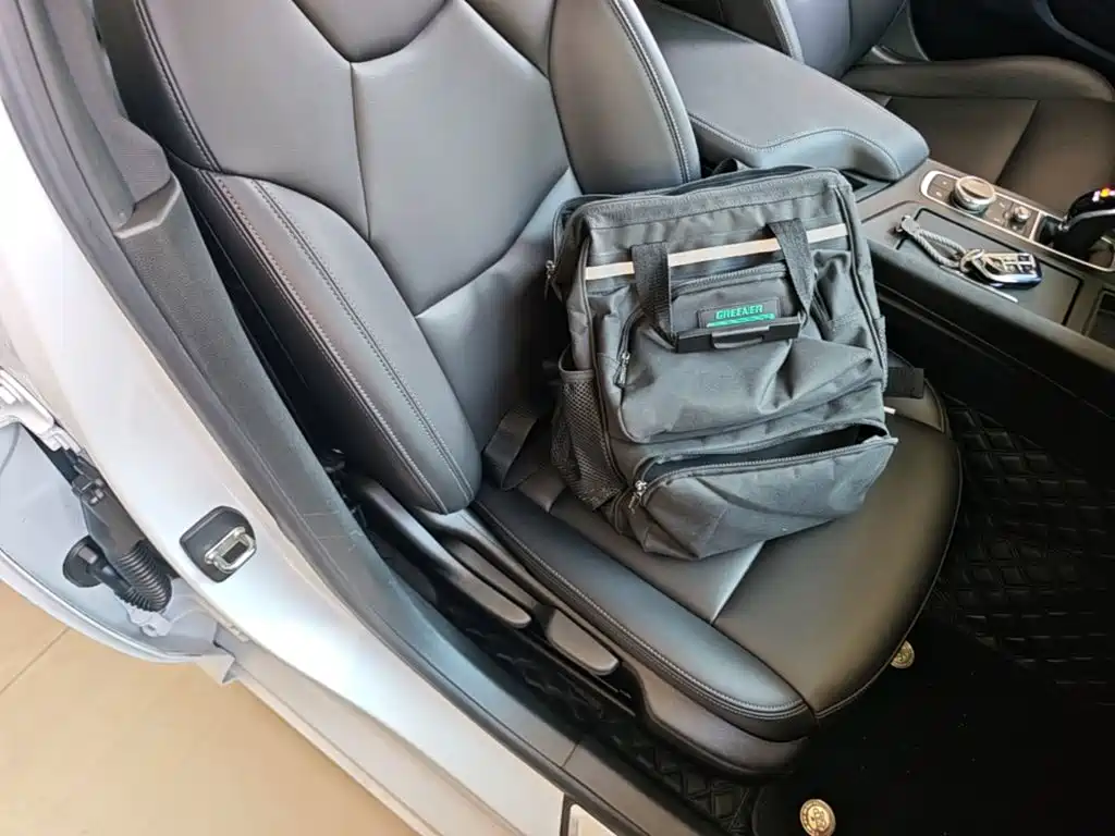 Cadillac CT5 — миниатюра 25