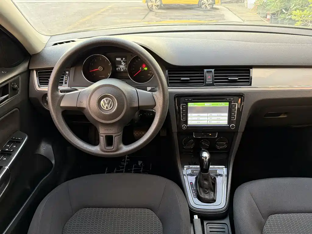 Volkswagen Bora — миниатюра 14