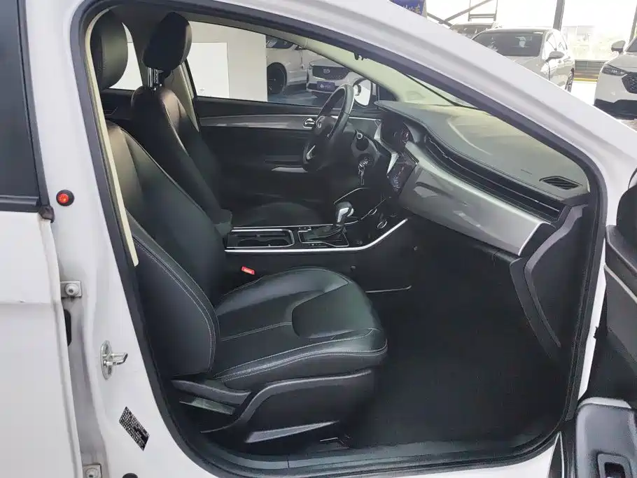 Chery Arrizo 5 — миниатюра 8