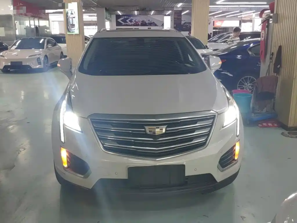 Cadillac XT5 — миниатюра 3