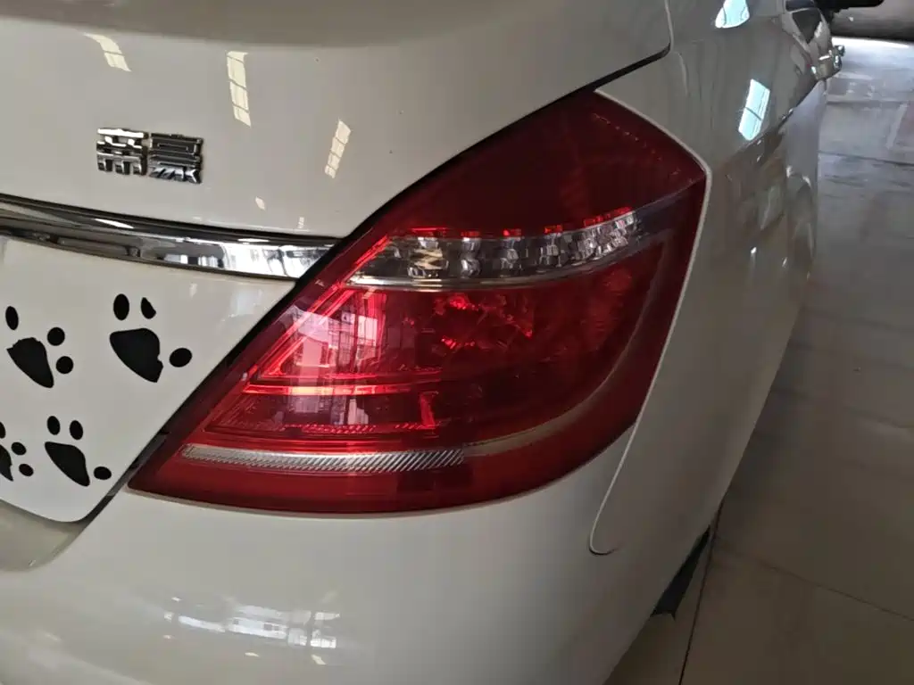 Geely Emgrand — миниатюра 8
