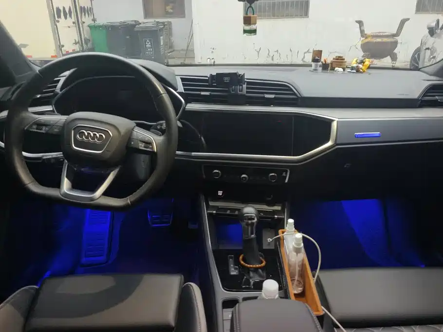 Audi Q3 — миниатюра 12