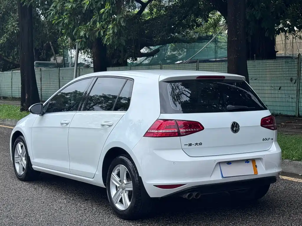 Volkswagen Golf — миниатюра 5