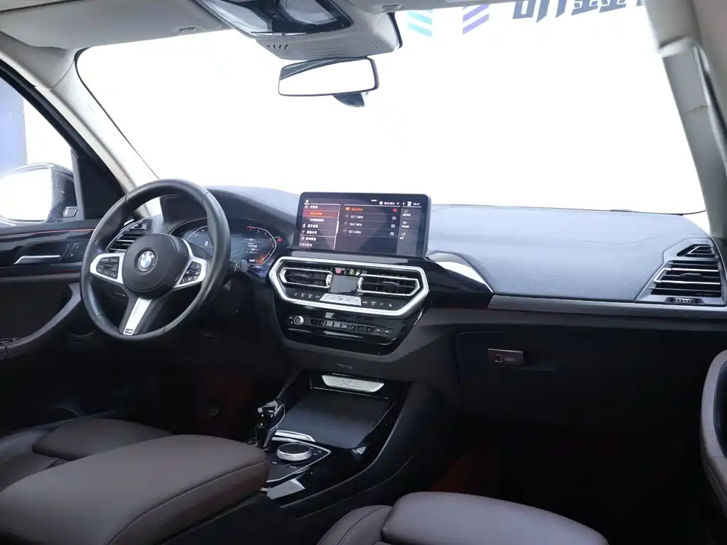 BMW X3 — миниатюра 21