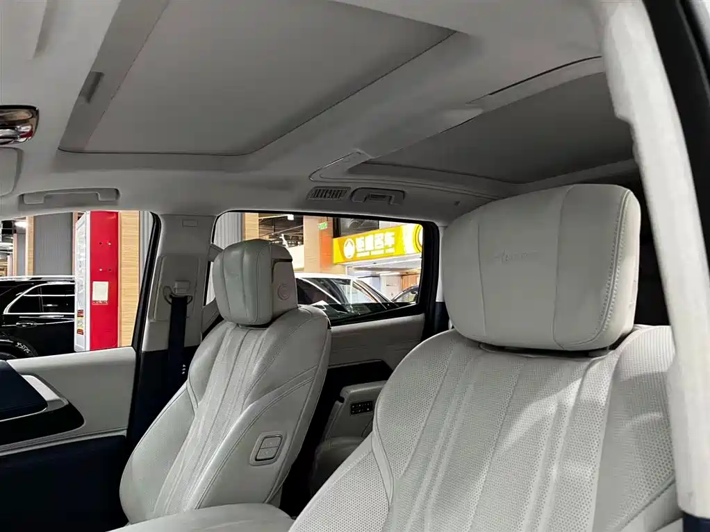Buick Century 2023 2.0T мест