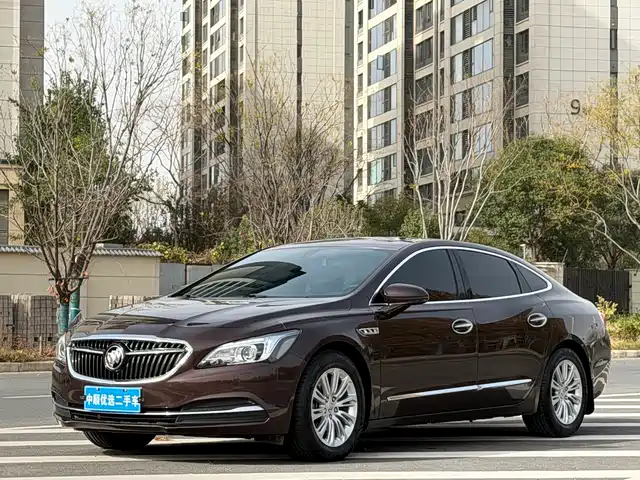 BUICK LACROSSE