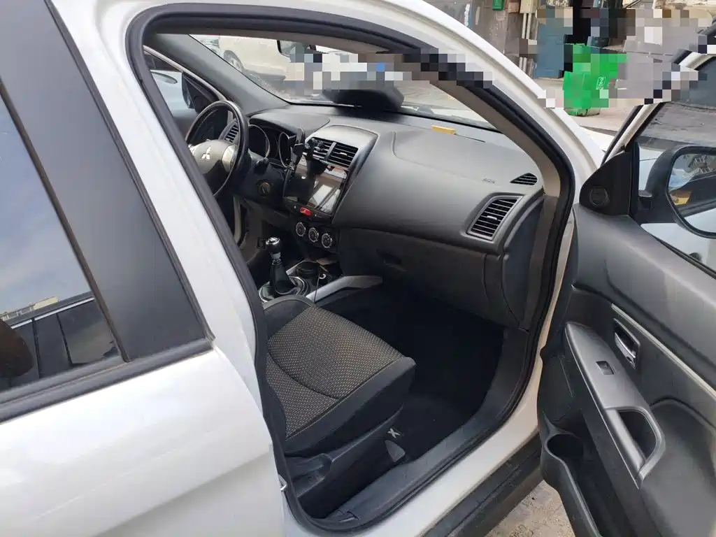 Mitsubishi ASX — миниатюра 19