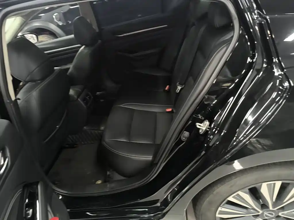 Nissan Teana — миниатюра 17