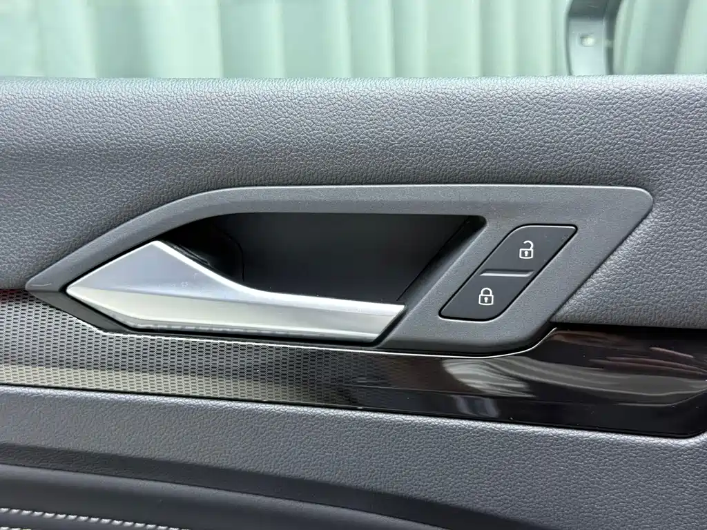 Volkswagen Golf — миниатюра 14