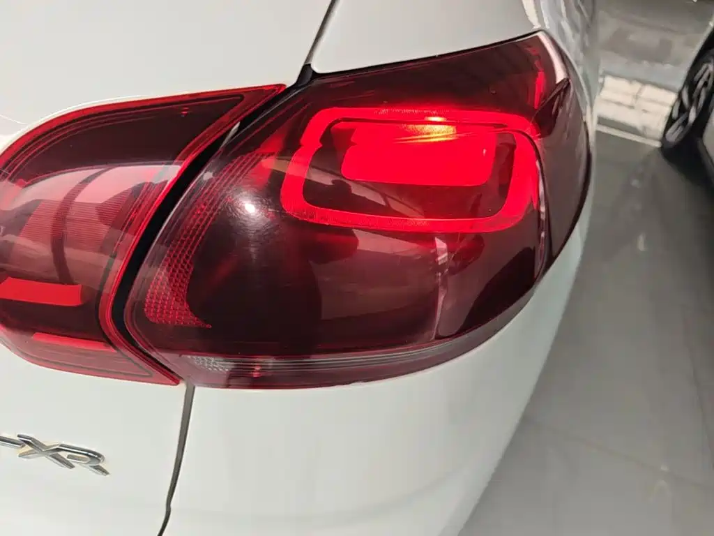 Citroen C3-XR — миниатюра 8