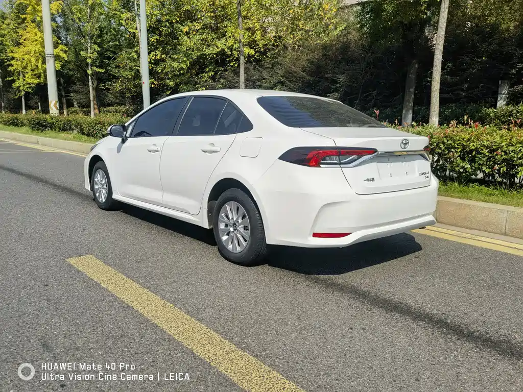 Toyota Corolla — миниатюра 5