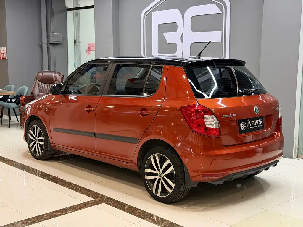 Skoda Fabia 2012 1.6L AT