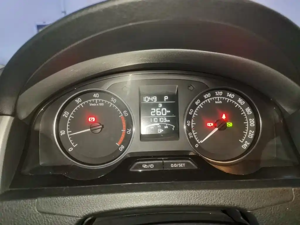 Skoda Rapid Spaceback — миниатюра 12