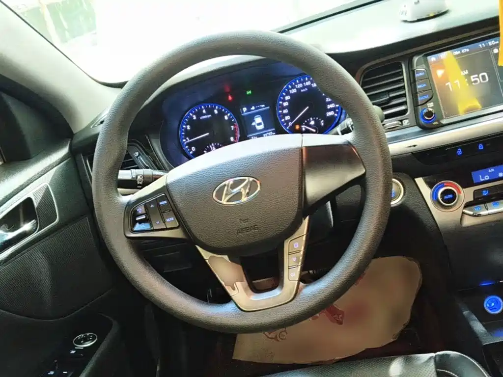 Hyundai Mistra — миниатюра 11