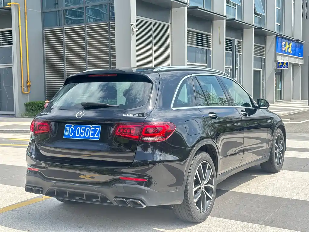 Mercedes-Benz GLC — миниатюра 7