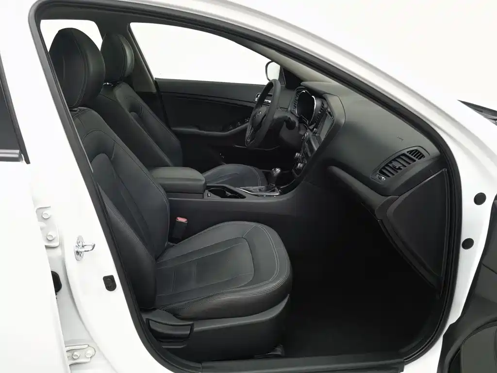 Kia K5 — миниатюра 23