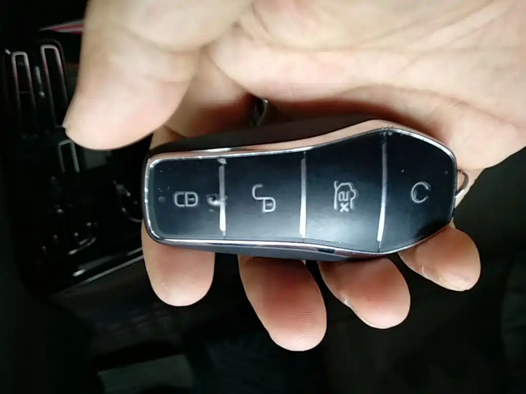 BYD Han — миниатюра 9