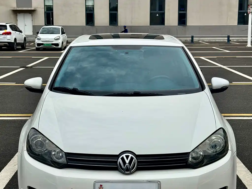 Volkswagen Golf — миниатюра 2