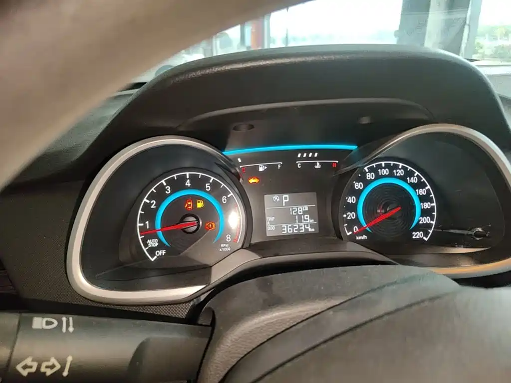 Chevrolet Cavalier — миниатюра 12
