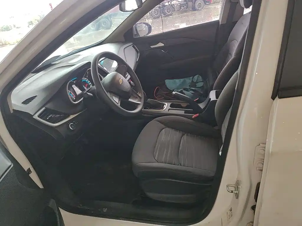 Chevrolet Cavalier — миниатюра 15
