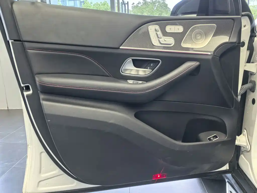 Mercedes-Benz GLE Coupe AMG — миниатюра 16