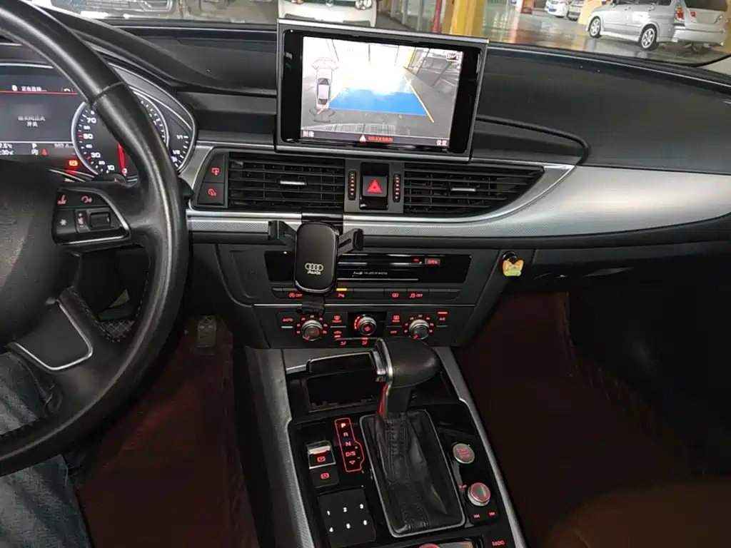 Audi A6L — миниатюра 10