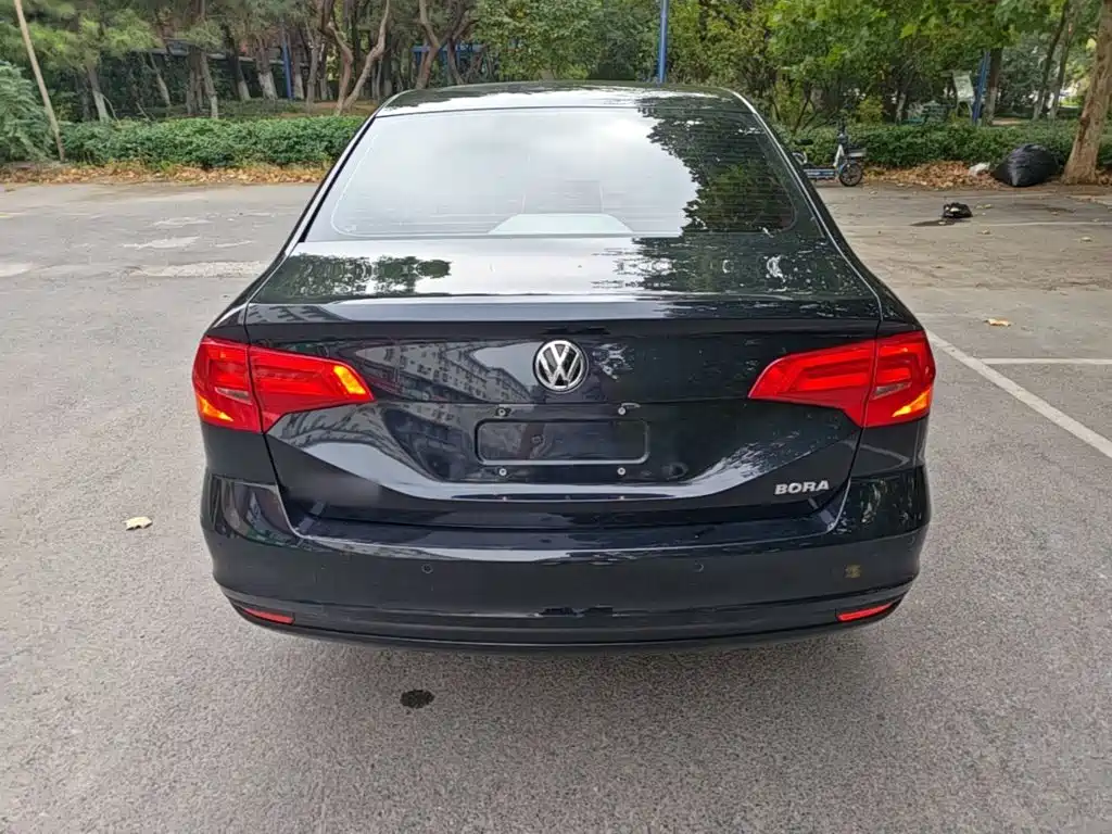 Volkswagen Bora — миниатюра 6