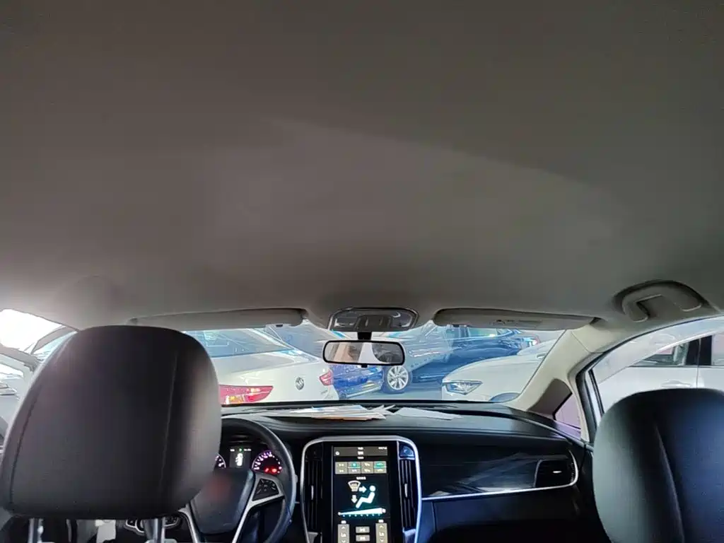 BYD MAX — миниатюра 18