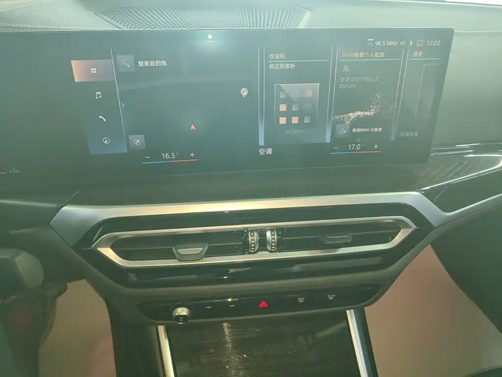 BMW 3 Series — миниатюра 13