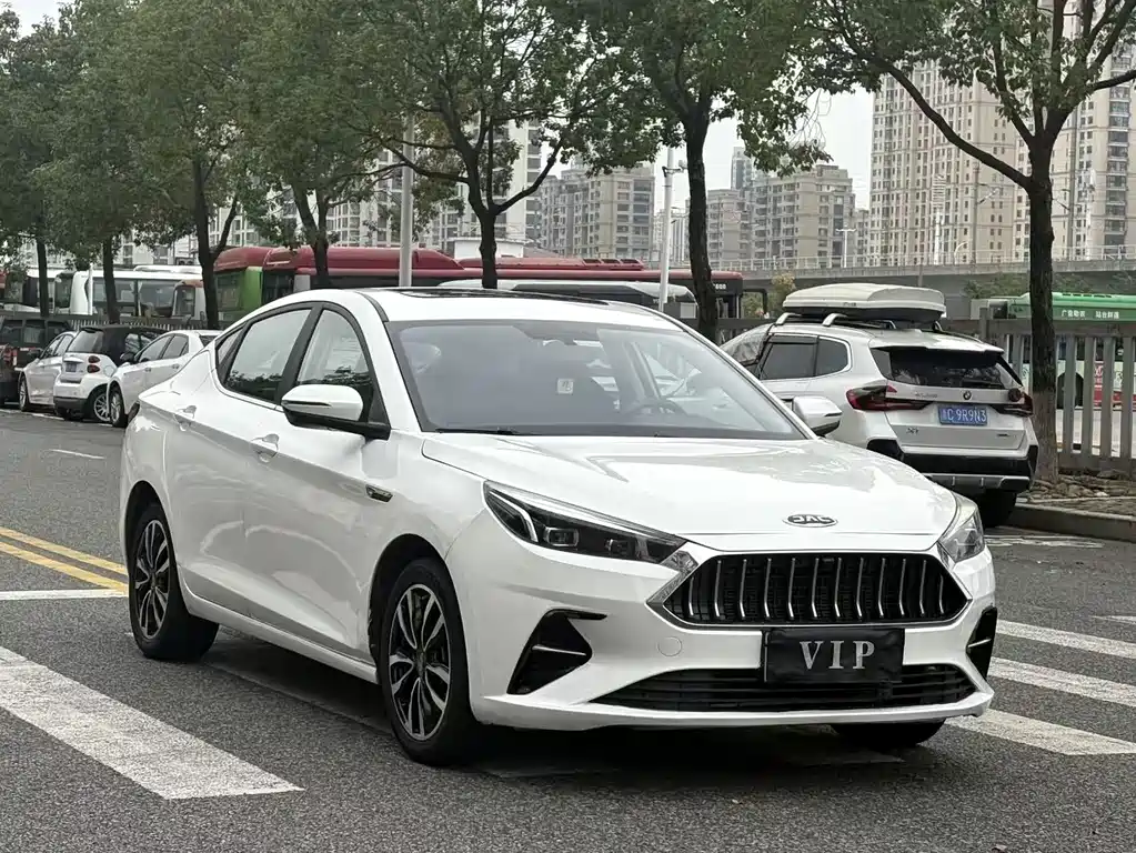 JAC A5 — миниатюра 3