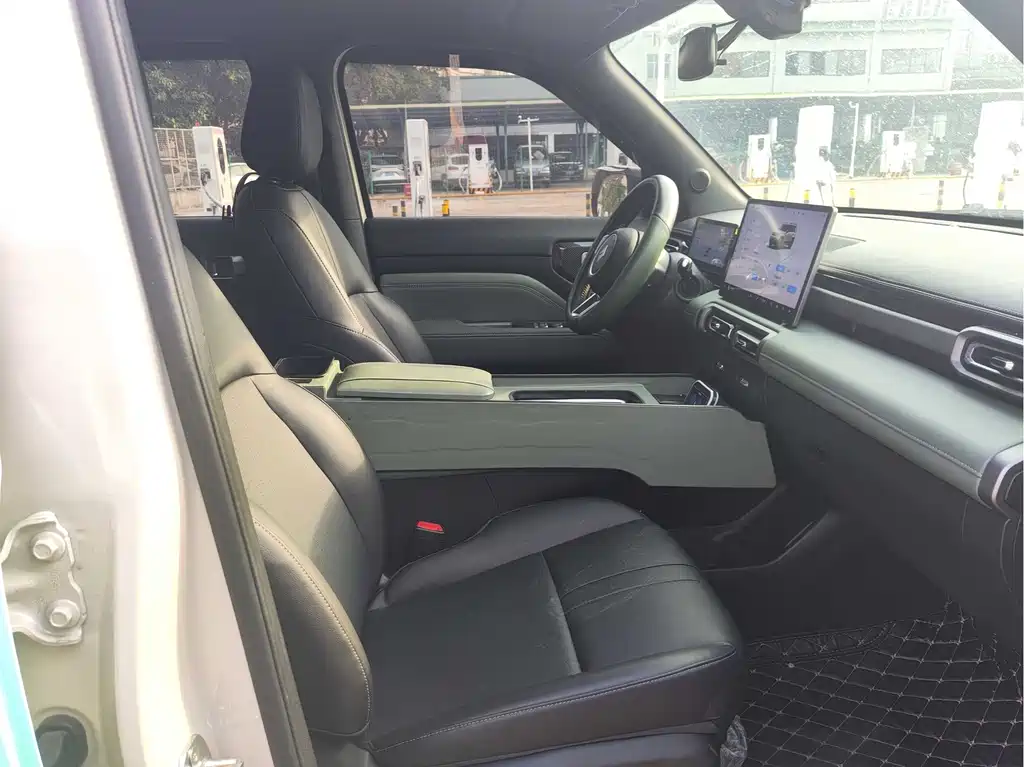 Baojun Yueye Plus — миниатюра 10