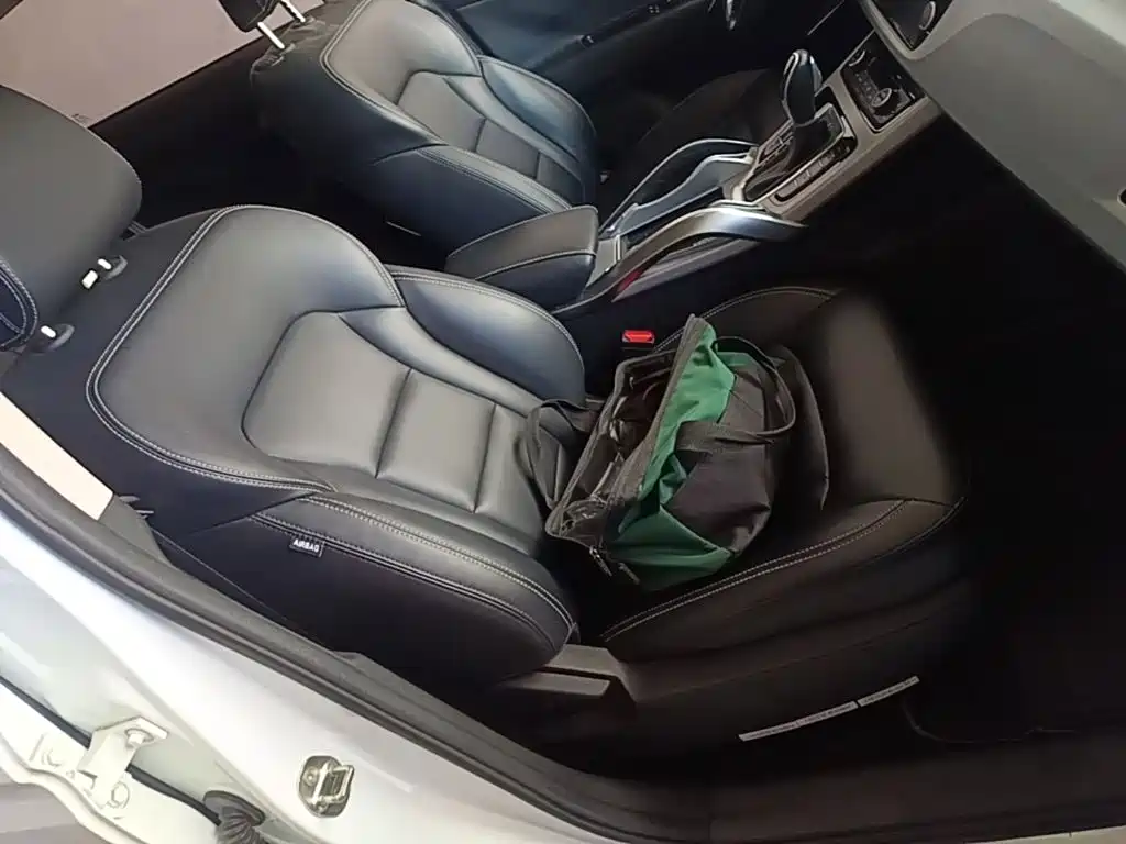 Geely Boyue — миниатюра 25