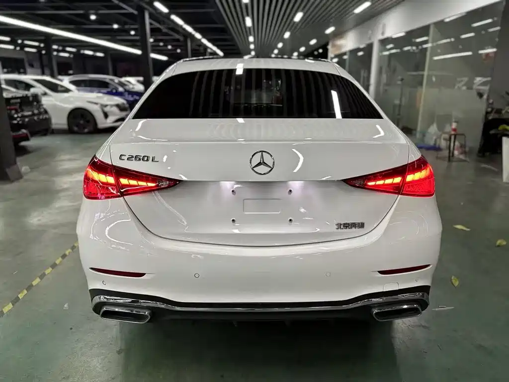 Mercedes-Benz C-Class — миниатюра 9