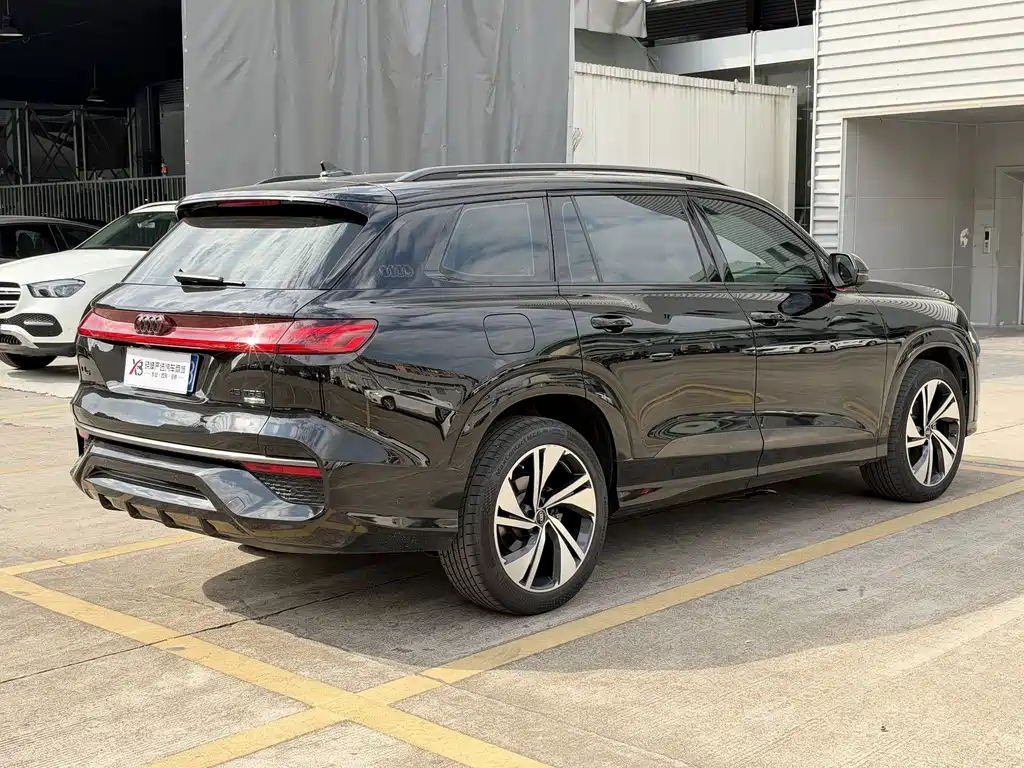 Audi Q6 — миниатюра 7