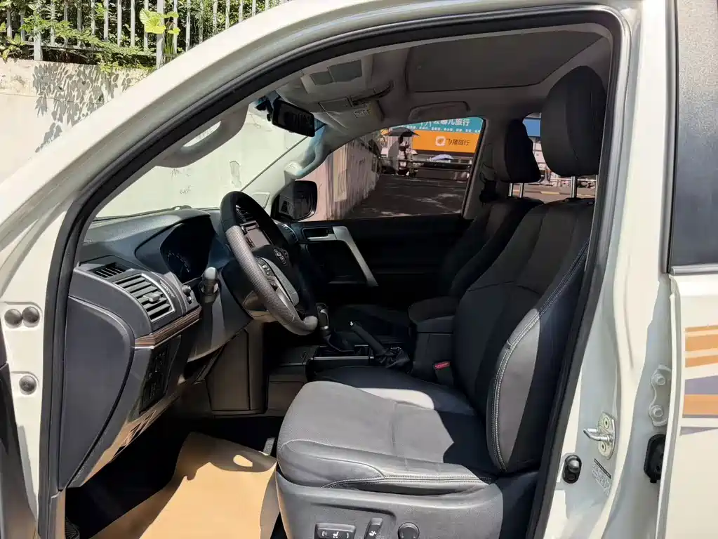 Toyota Prado — миниатюра 5