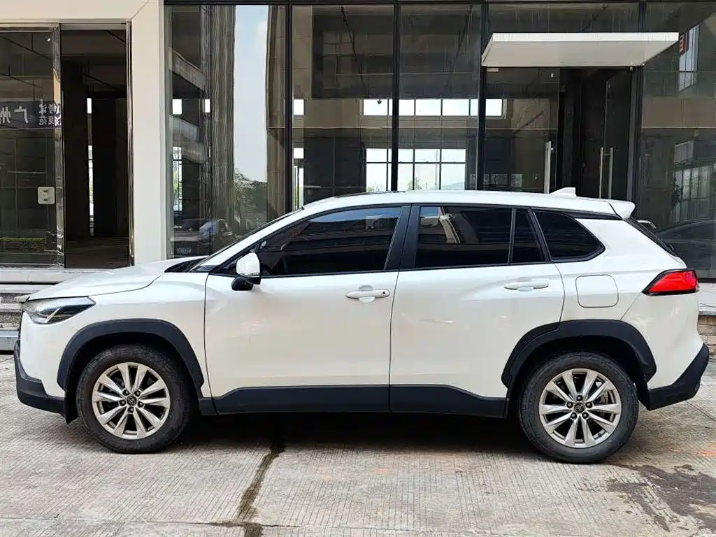 Toyota Corolla Cross — миниатюра 3