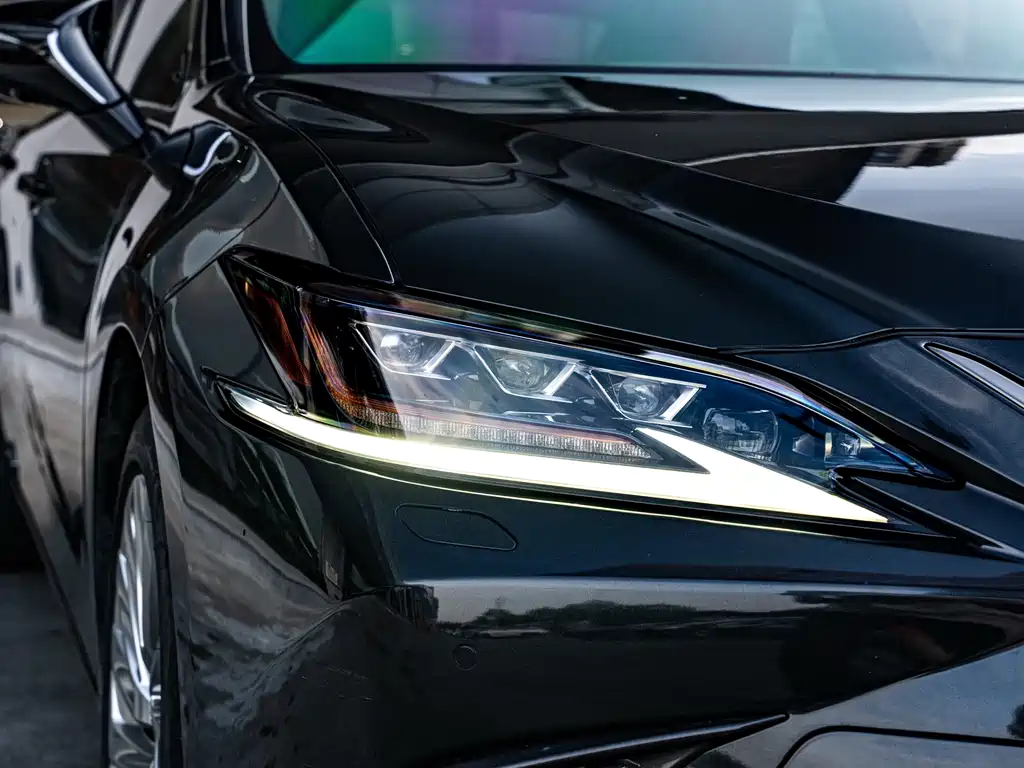 Lexus ES 2020 300h Executive