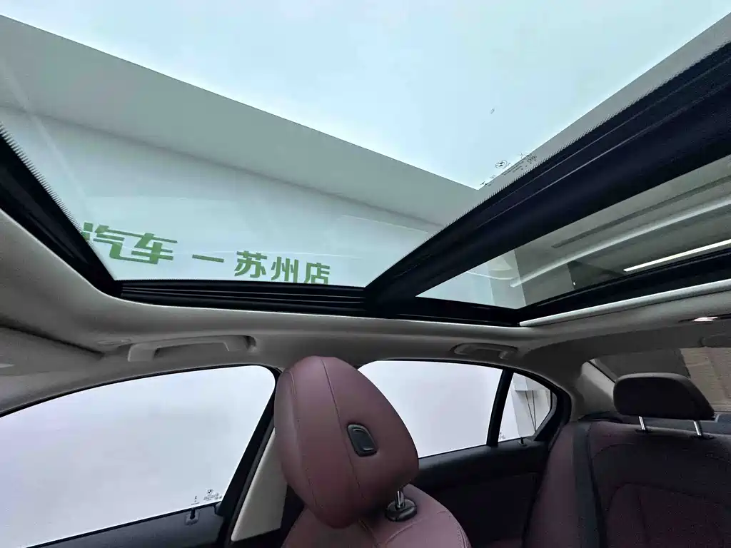 BMW 3 Series — миниатюра 16