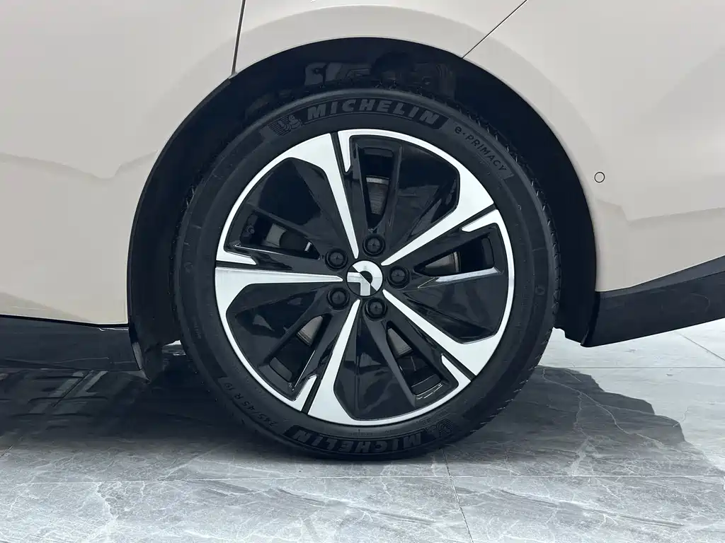 NIO ET5 — миниатюра 15