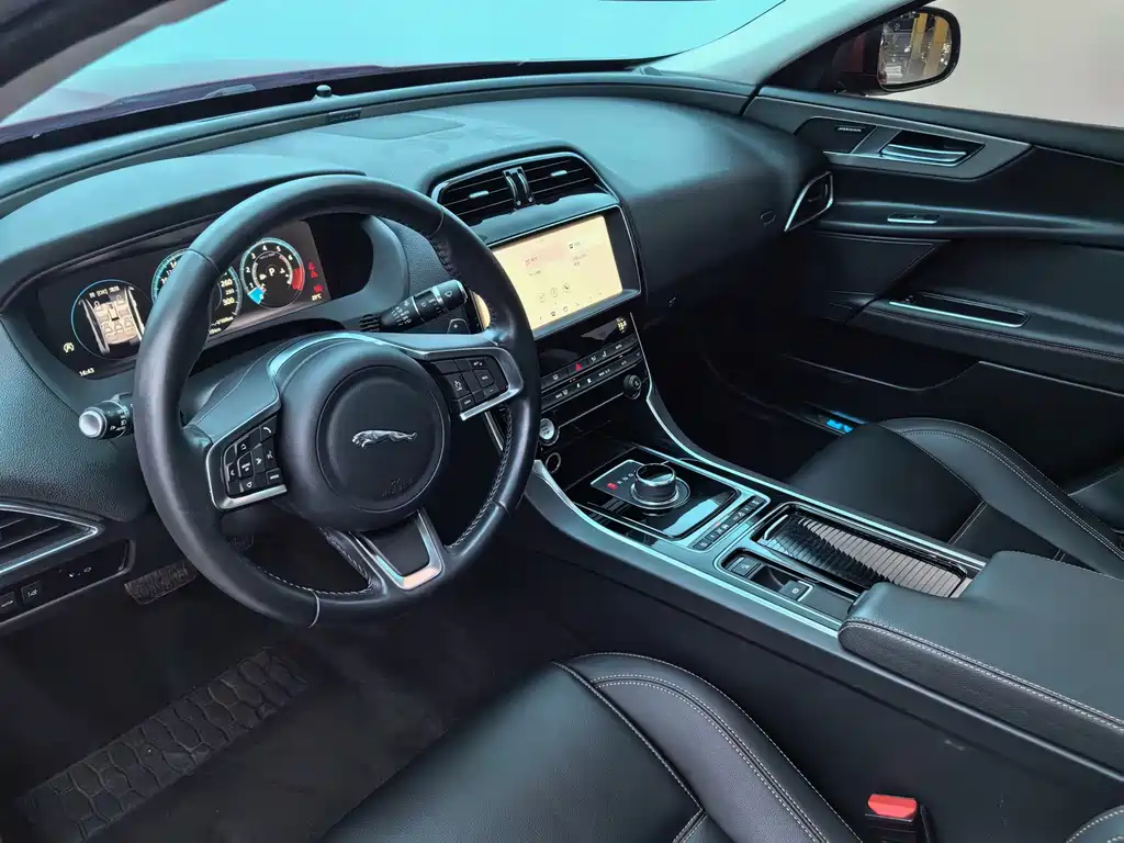 Jaguar XEL — миниатюра 19