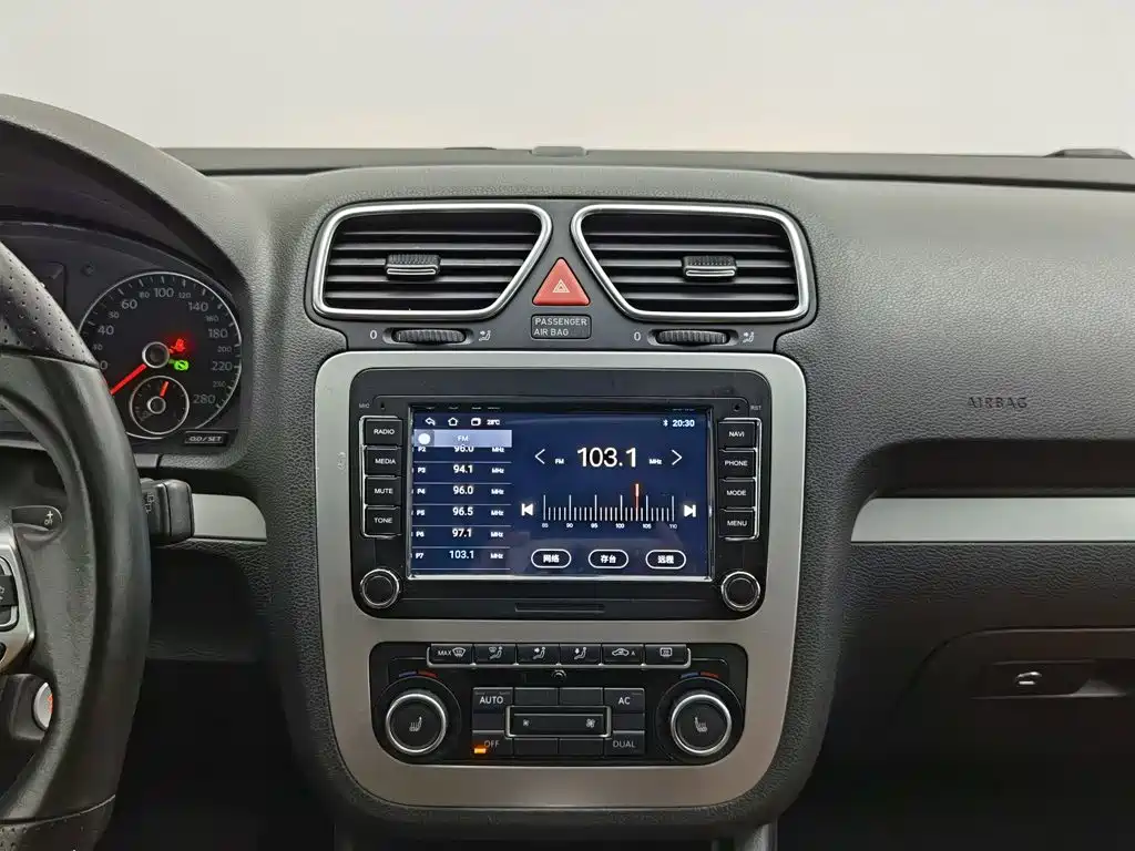 Volkswagen Scirocco — миниатюра 12