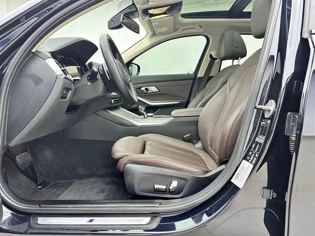 BMW 3 Series 3 2022 330Li xDrive M Sport