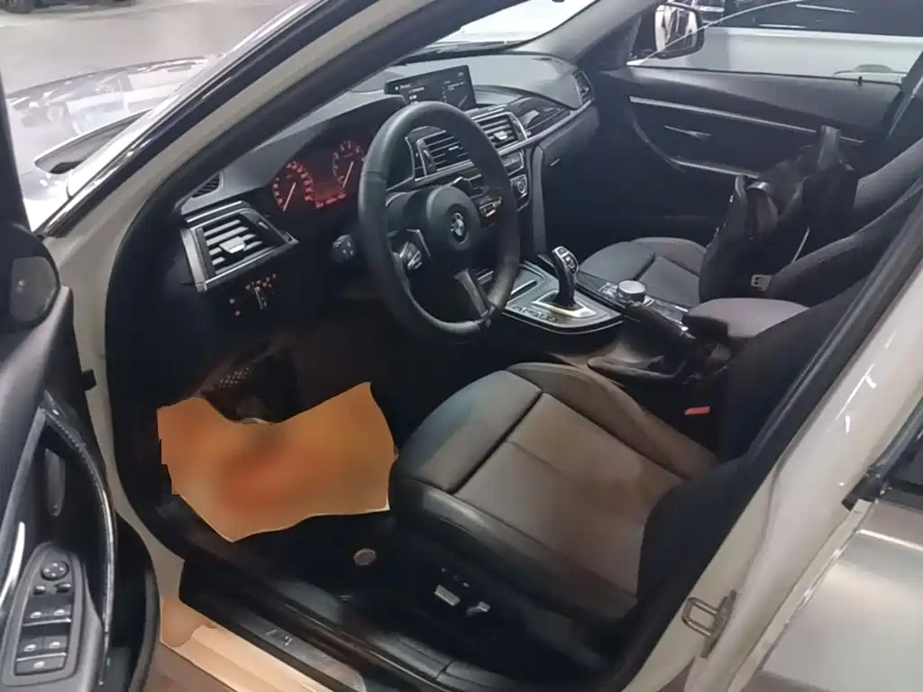 BMW 3 Series — миниатюра 16