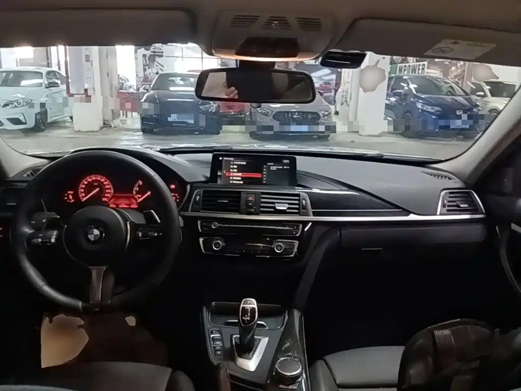 BMW 3 Series — миниатюра 10