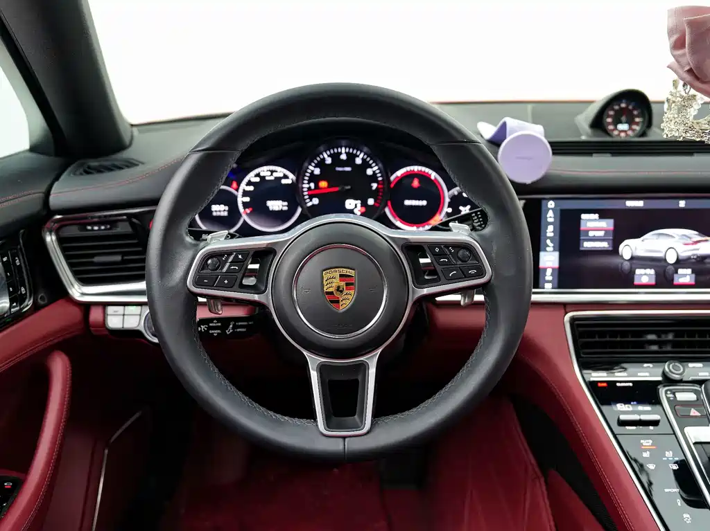 Porsche Panamera — миниатюра 16