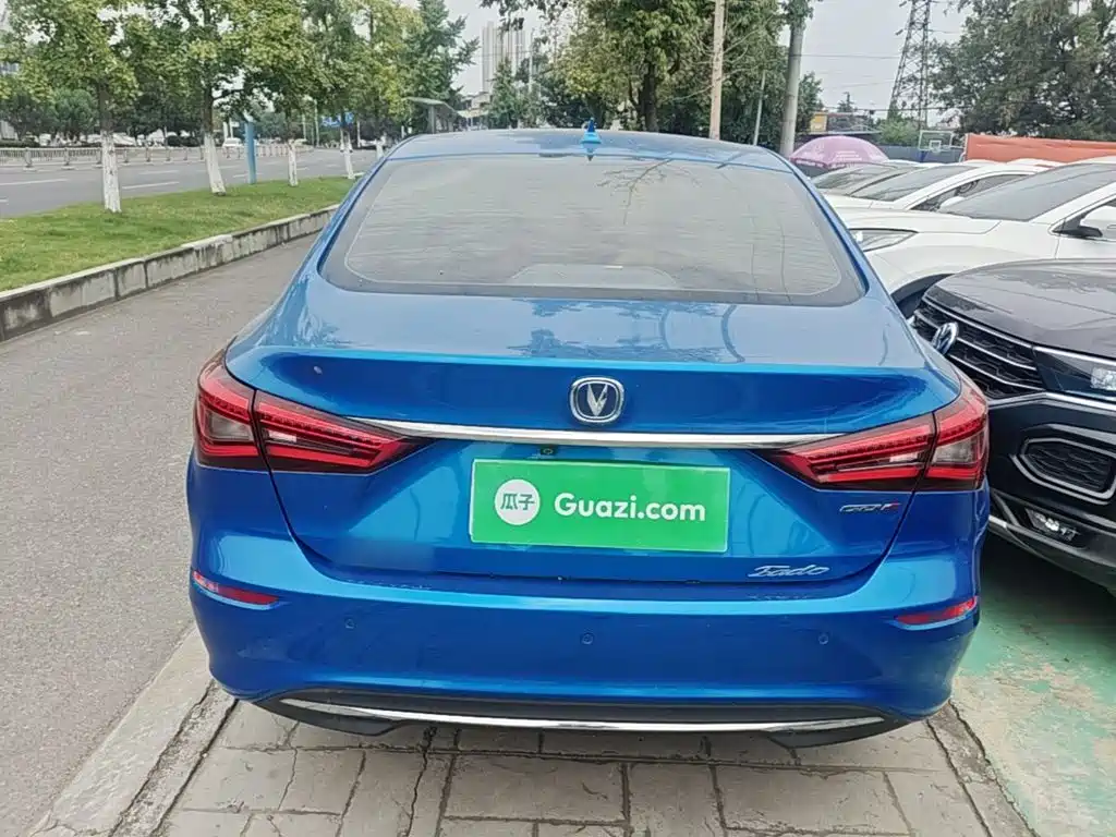 Changan Eado — миниатюра 6