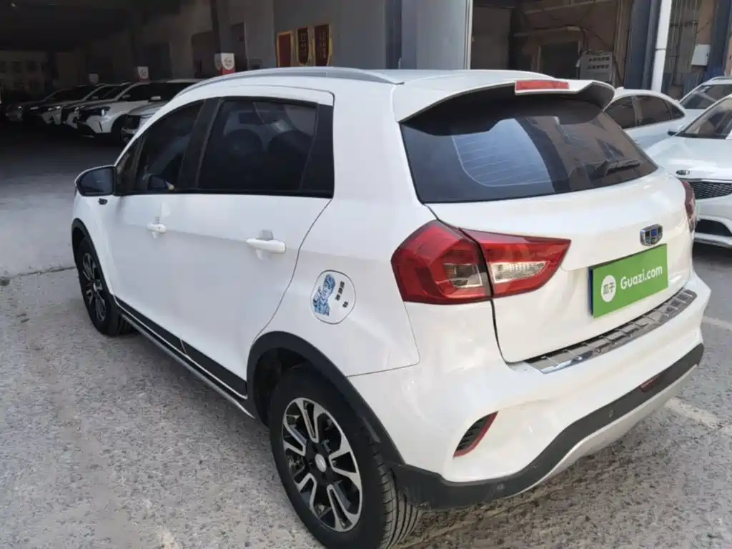 Geely Vision X3 — миниатюра 5