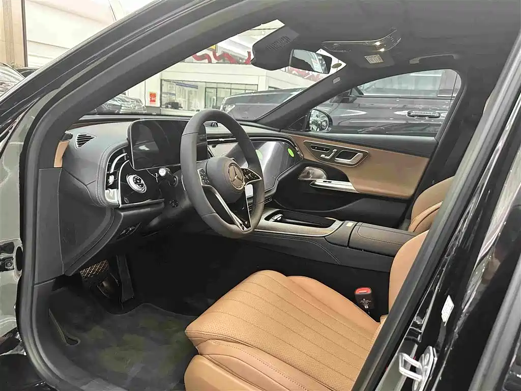 Mercedes-Benz E-Class E 2026 E 300 L Luxury