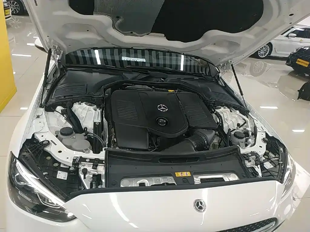 Mercedes-Benz C-Class — миниатюра 20