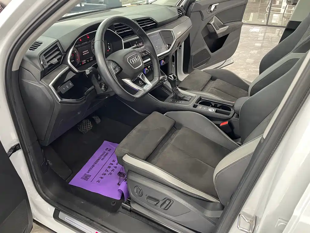 Audi Q3 2022 35 TFSI Fashion